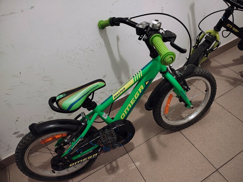 Vand bicicleta copii si motocicleta electrica copii.