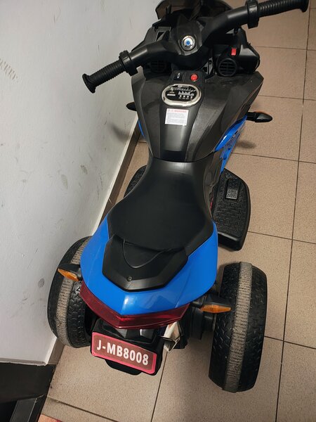 Vand bicicleta copii si motocicleta electrica copii.